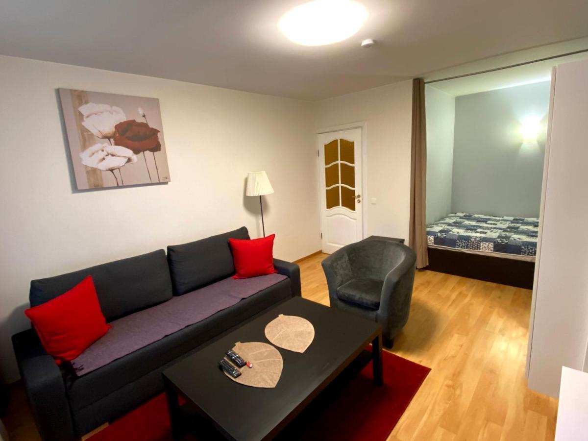 Your Home - Central Studio Apartment, Balcony, Parking & Self Check-In วิลนีอุส ภายนอก รูปภาพ