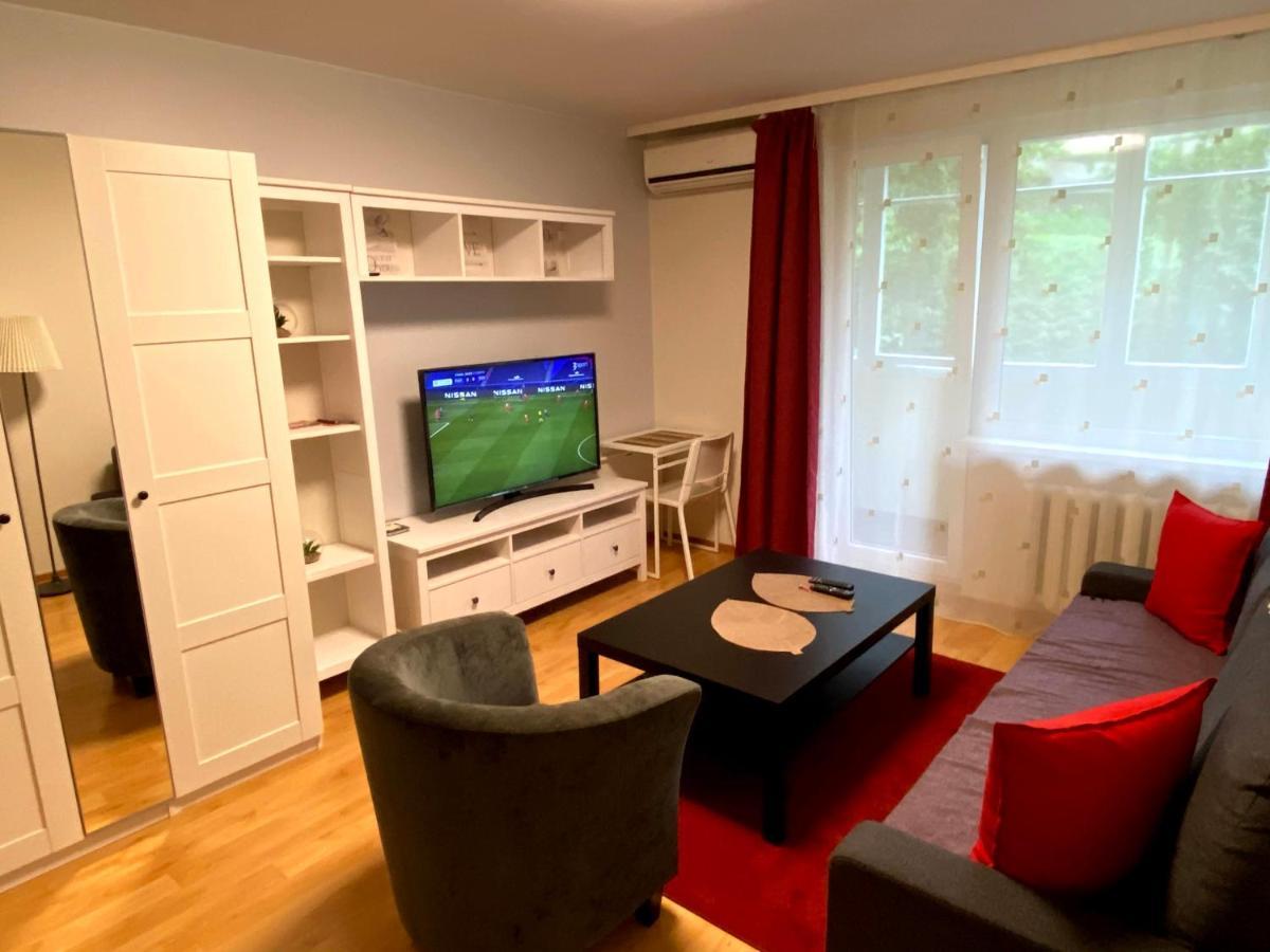 Your Home - Central Studio Apartment, Balcony, Parking & Self Check-In วิลนีอุส ภายนอก รูปภาพ