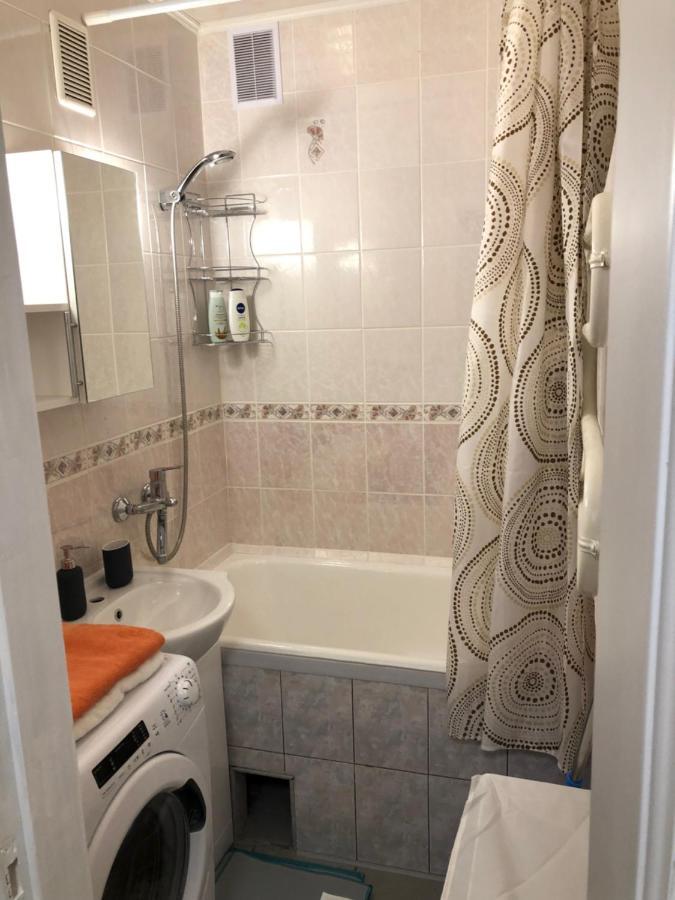 Your Home - Central Studio Apartment, Balcony, Parking & Self Check-In วิลนีอุส ภายนอก รูปภาพ